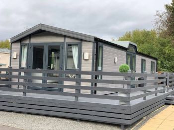 2. Holiday Home - after